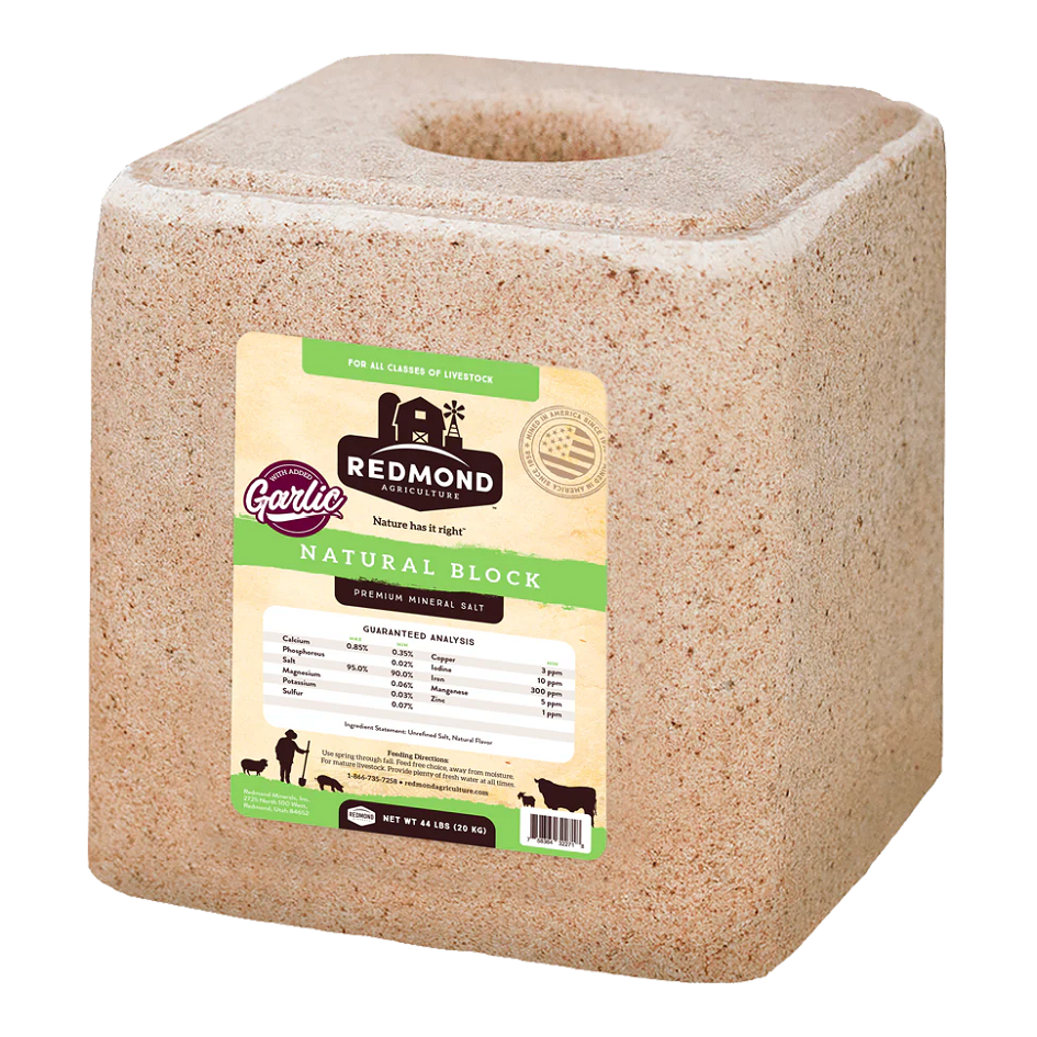 REDMOND NATURAL SALT BLOCK W/ GARLIC 44#